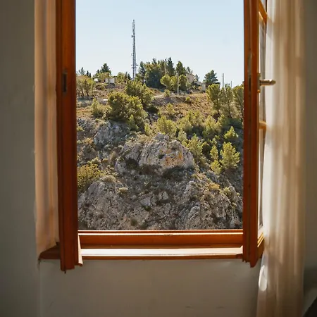 Le Tamaroque