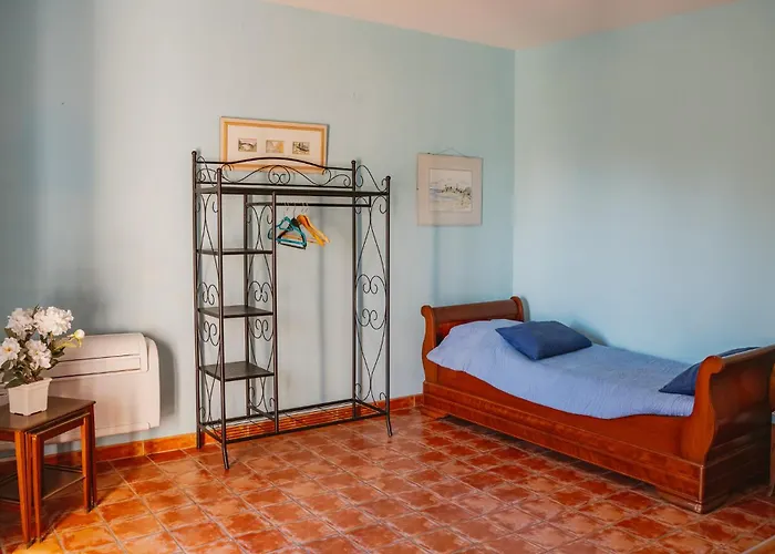 Le Tamaroque דירה